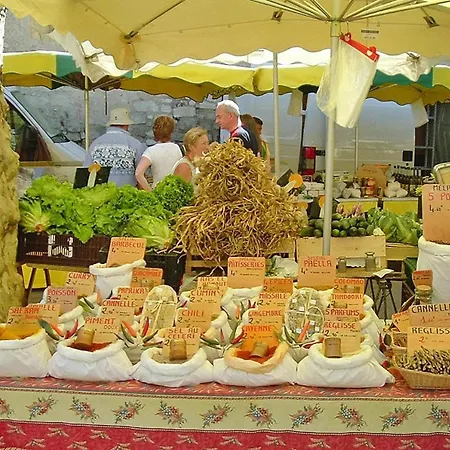 Scenic Village With Panorama Sainte-Croix-de-Verdon